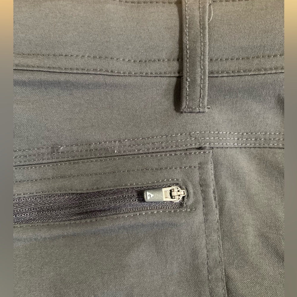Gerry Weber Venture Cargo Shorts size 34 - Picture 13 of 14